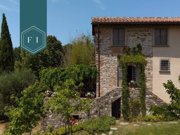 casa indipendente in vendita a Pelago
