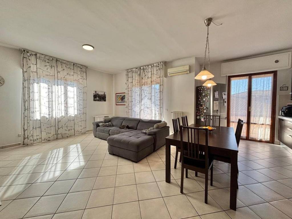 appartamento in vendita a Pelago in zona San Francesco