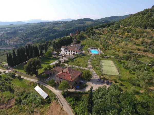 villa in vendita a Pelago