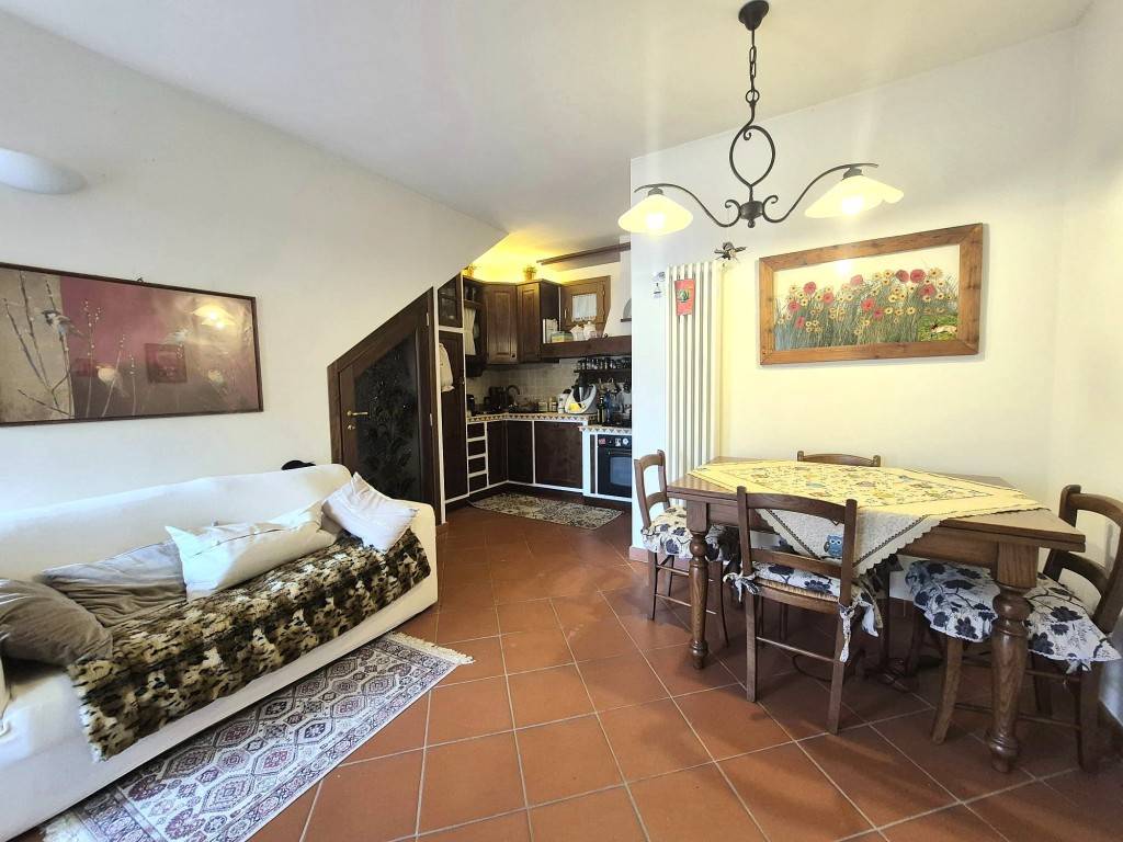 casa indipendente in vendita a Pelago in zona Diacceto