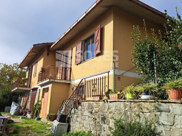 casa indipendente in vendita a Pelago in zona Borselli