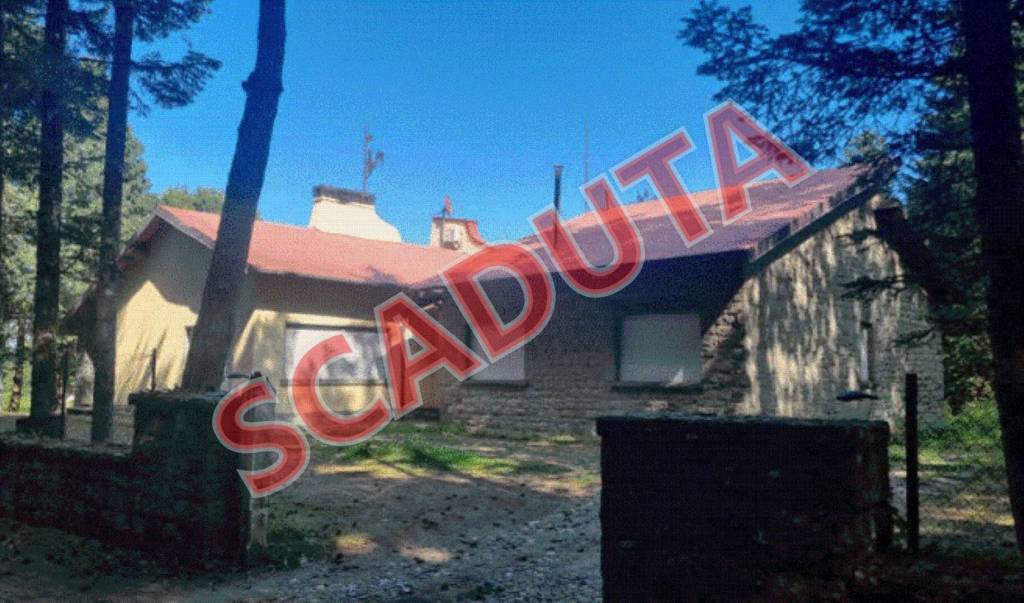 casa indipendente in vendita a Pelago in zona Consuma