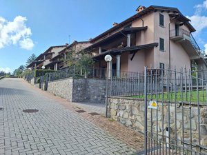 appartamento in vendita a Pelago in zona Consuma