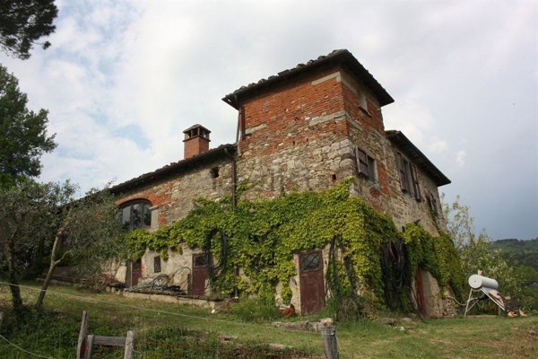 casale in vendita a Pelago