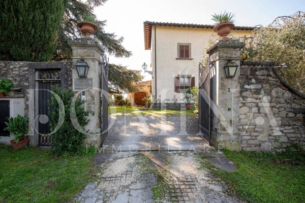 casa indipendente in vendita a Pelago