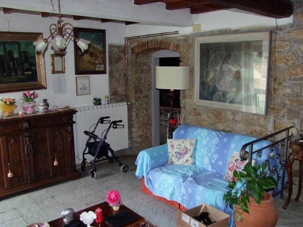 appartamento in vendita a Pelago in zona Paterno