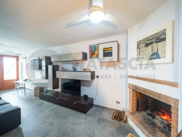 casa indipendente in vendita a Pelago in zona Palaie