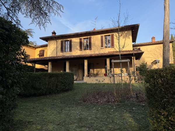 casa indipendente in vendita a Pelago