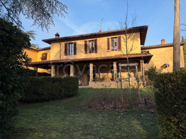 casa indipendente in vendita a Pelago