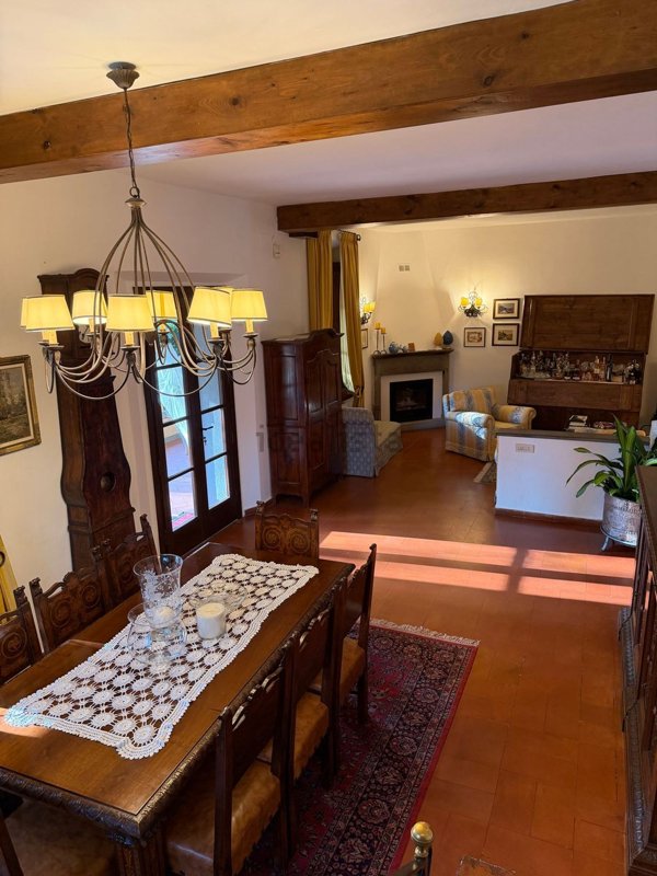 casa indipendente in vendita a Pelago