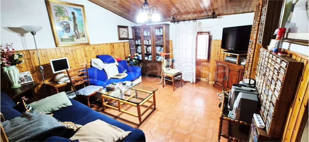 appartamento in vendita a Pelago in zona San Francesco