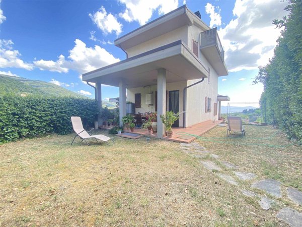 casa indipendente in vendita a Pelago in zona Paterno