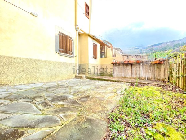 casa indipendente in vendita a Pelago in zona Paterno