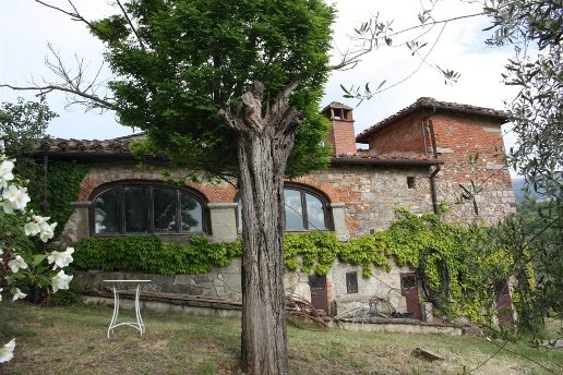 casa indipendente in vendita a Pelago