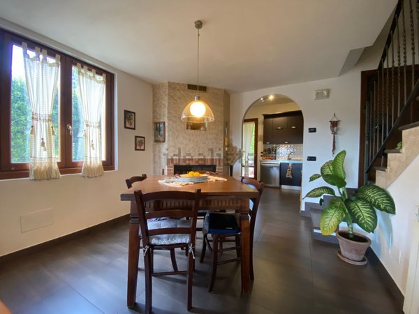 casa indipendente in vendita a Pelago in zona Paterno