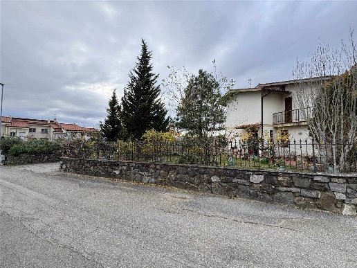 casa indipendente in vendita a Pelago