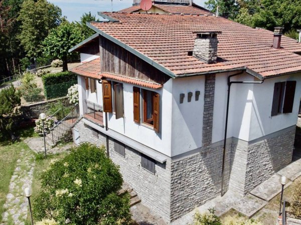 casa indipendente in vendita a Pelago in zona Consuma