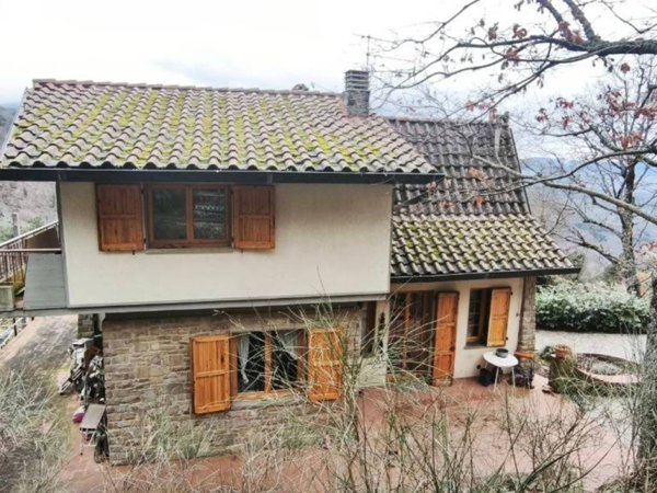 casa indipendente in vendita a Pelago