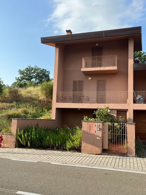 casa indipendente in vendita a Pelago in zona Diacceto