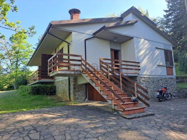 casa indipendente in vendita a Pelago in zona Paterno