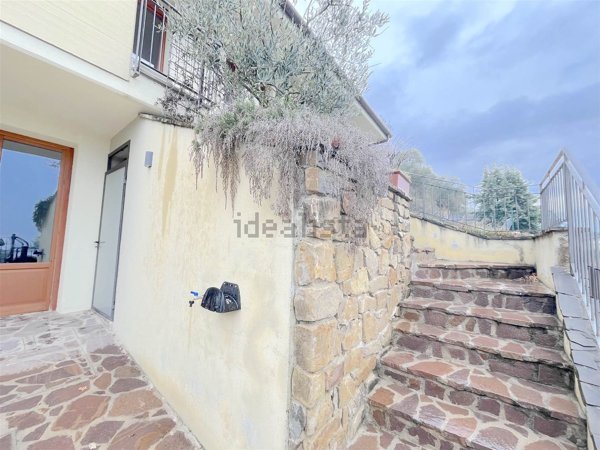 casa indipendente in vendita a Pelago in zona Palaie