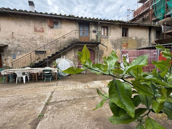 casa indipendente in vendita a Pelago