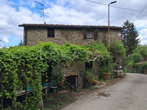 casa indipendente in vendita a Pelago