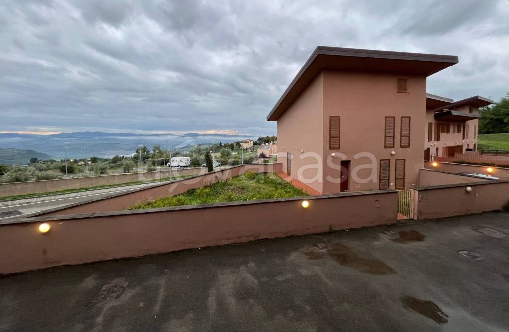 casa indipendente in vendita a Pelago in zona Diacceto