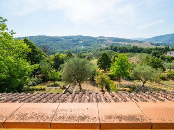 casa indipendente in vendita a Pelago in zona Carbonile