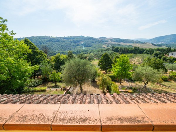 casa indipendente in vendita a Pelago in zona Carbonile