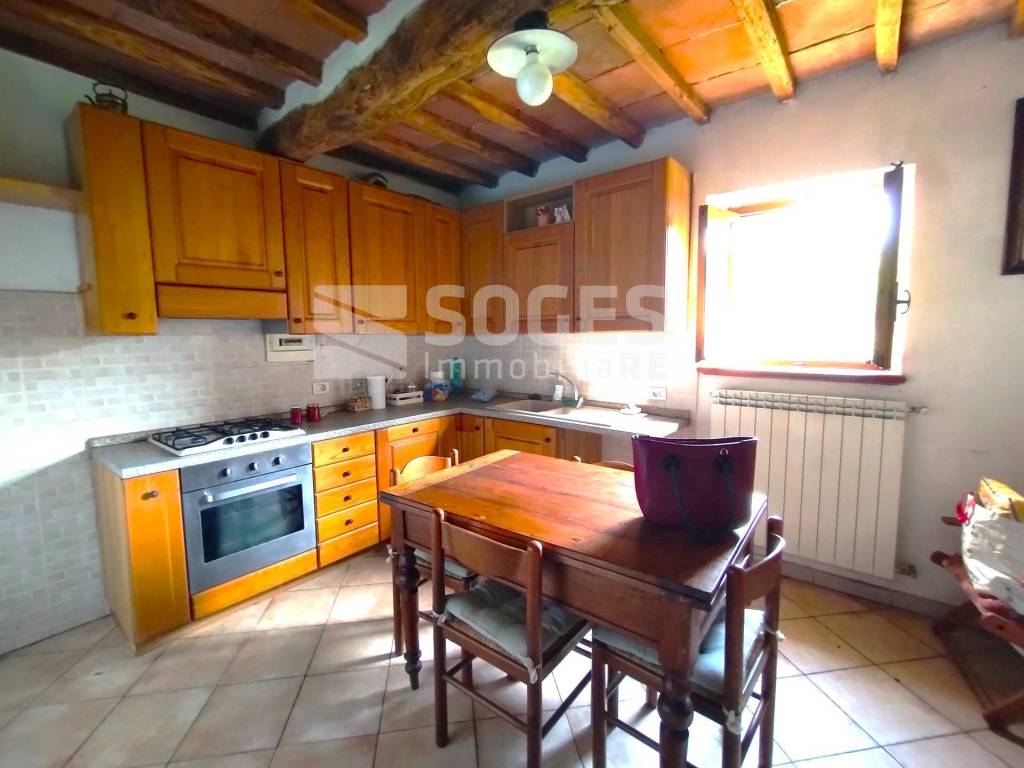 appartamento in vendita a Pontassieve in zona Montebonello