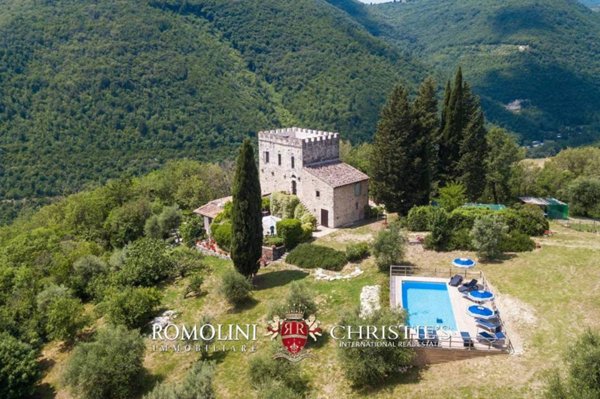 casa indipendente in vendita a Pontassieve