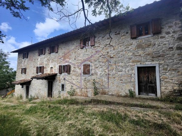casa indipendente in vendita a Pontassieve in zona Doccia