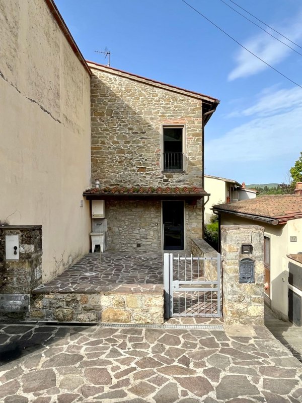 appartamento in vendita a Pontassieve in zona Santa Brigida