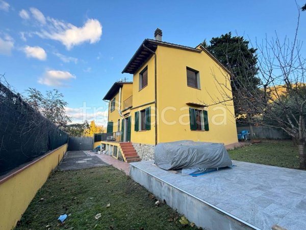 casa indipendente in vendita a Pontassieve