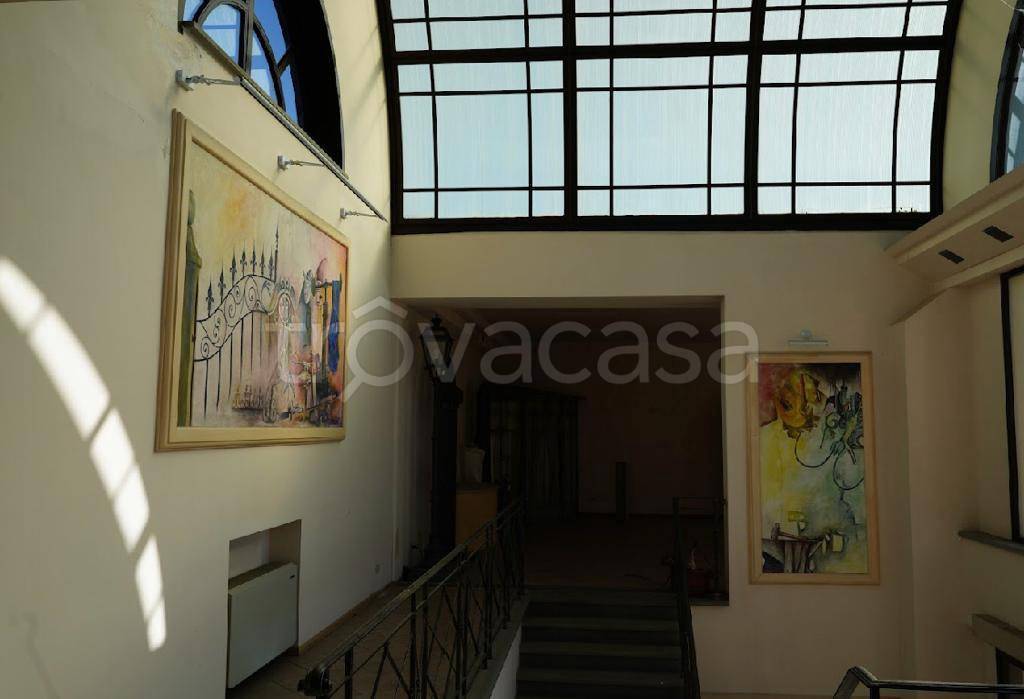 locale commerciale in vendita a Pontassieve