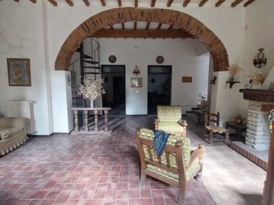 casa indipendente in vendita a Pontassieve in zona San Martino a Quona