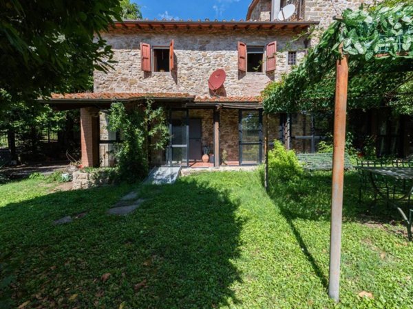 casale in vendita a Pontassieve