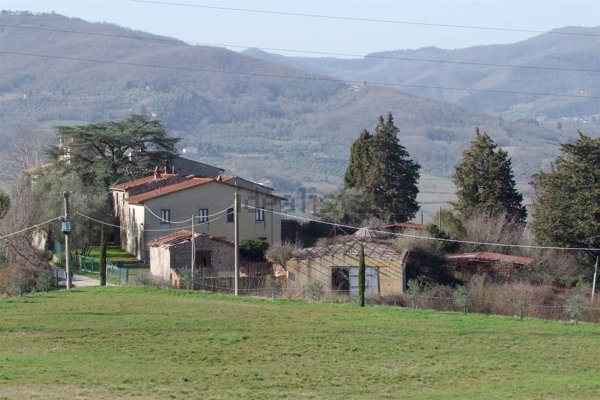 casa indipendente in vendita a Pontassieve