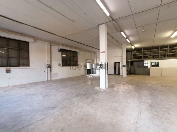 ufficio in vendita a Pontassieve