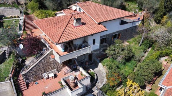 casa indipendente in vendita a Pontassieve