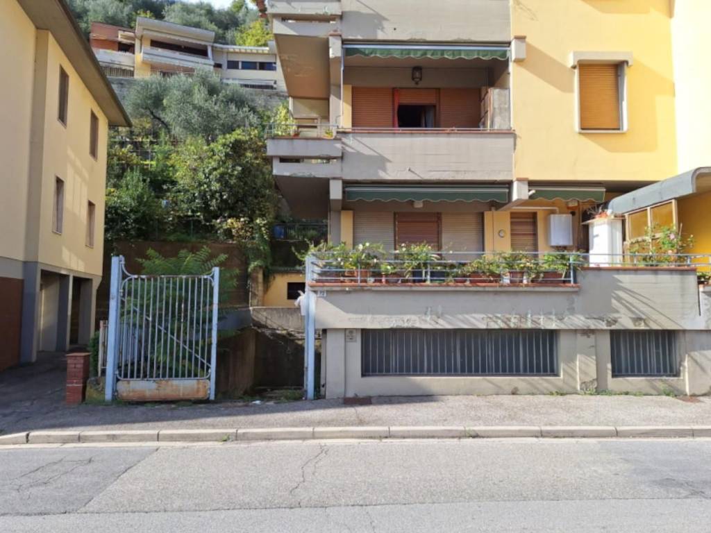 ufficio in vendita a Pontassieve