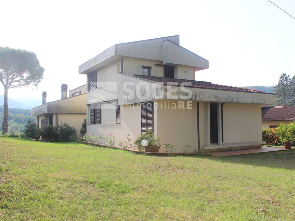 casa indipendente in vendita a Pontassieve in zona Molino del Piano