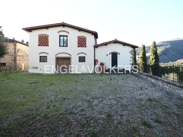 casa indipendente in vendita a Pontassieve in zona Acone
