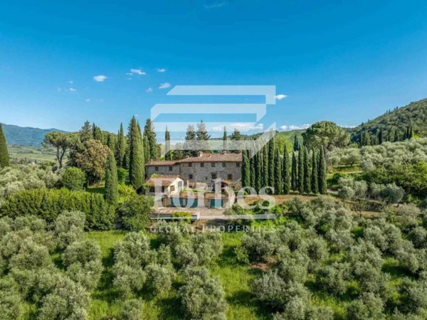 casa indipendente in vendita a Pontassieve