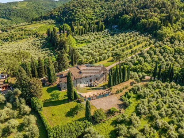 casa indipendente in vendita a Pontassieve