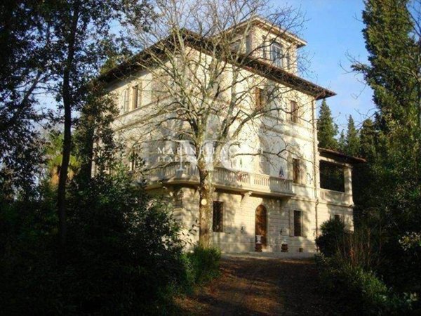 casa indipendente in vendita a Pontassieve