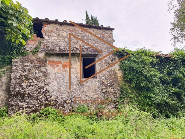casa indipendente in vendita a Pontassieve