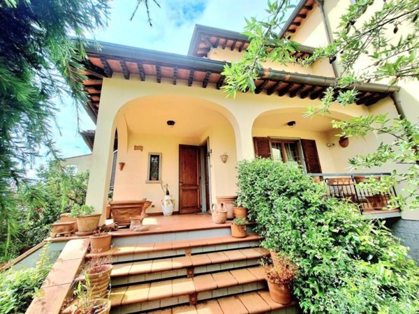 casa indipendente in vendita a Pontassieve in zona Doccia