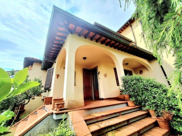 casa indipendente in vendita a Pontassieve in zona Doccia